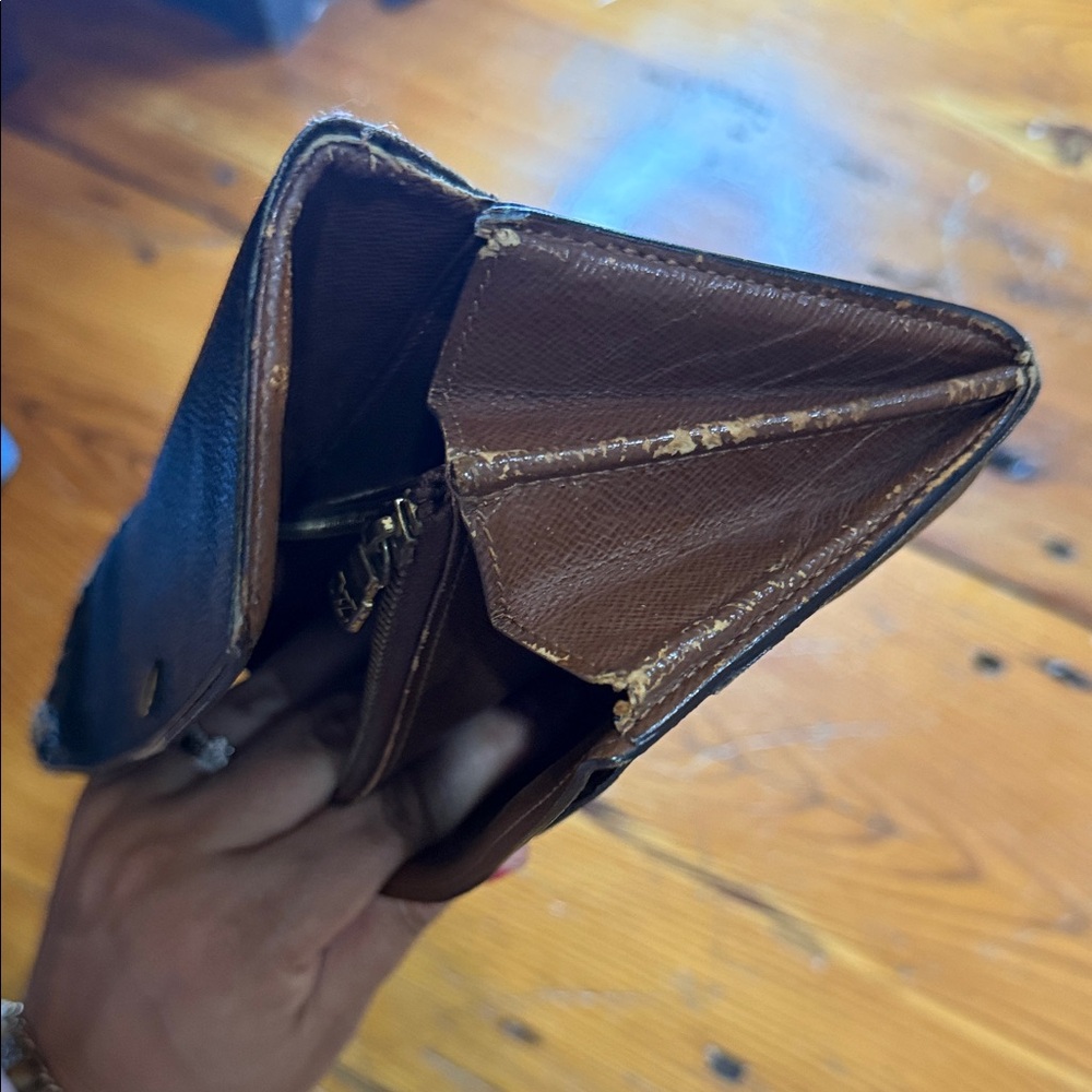 Louis Vuitton Black and Gold Monogram Wallet - Picture 11 of 14